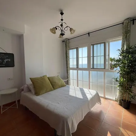 Sealine 5th Floor * Estepona